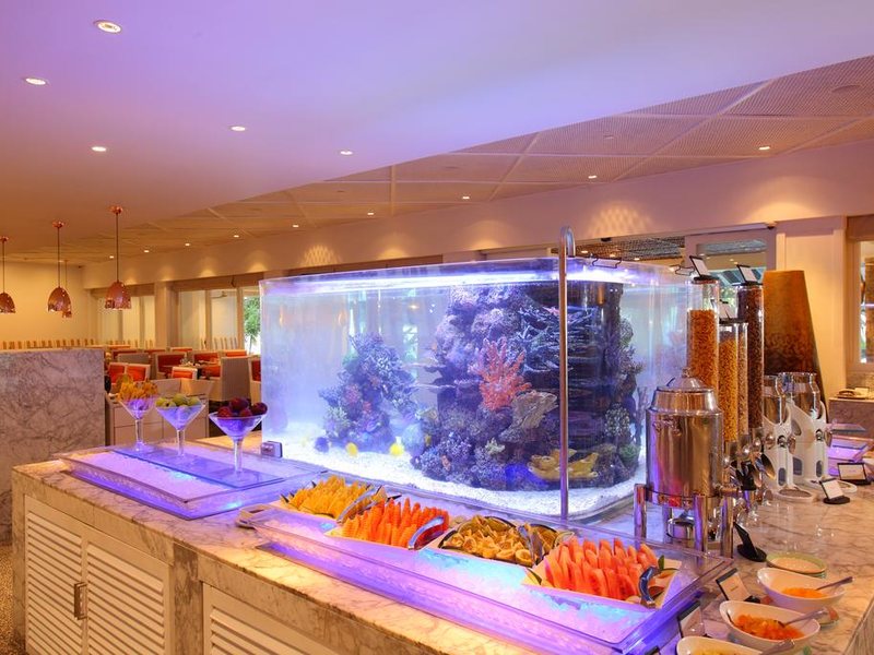 Vivanta by Taj  112503