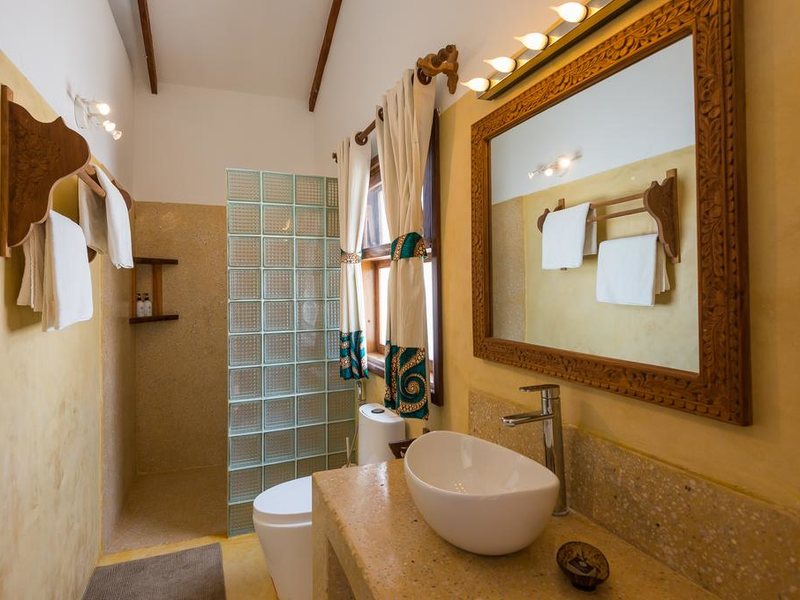 Warere Beach Hotel 203122