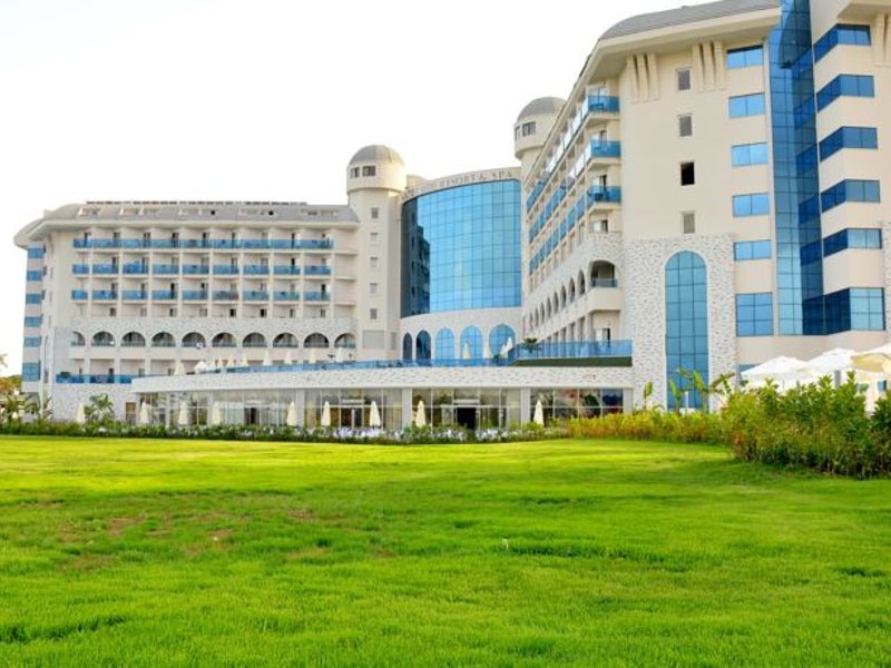 Water Side Resort & Spa 67596