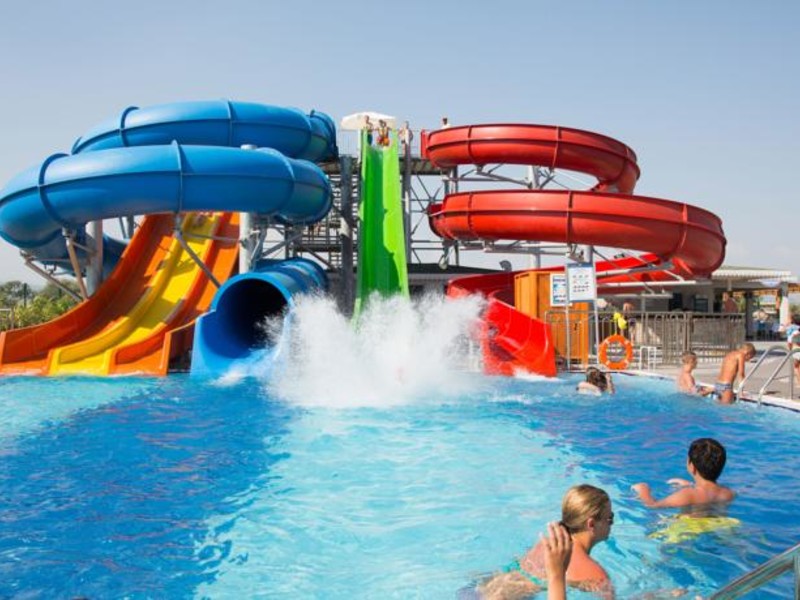 Water Side Resort & Spa 67612