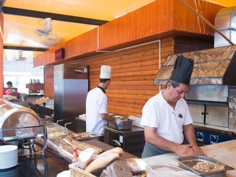 Water Side Resort & Spa 67620