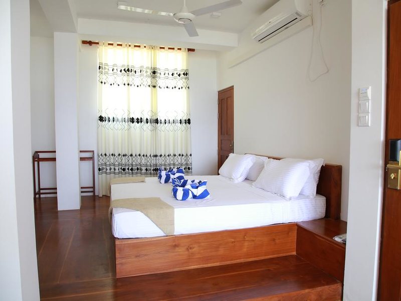 Wave Beach Resort 194876