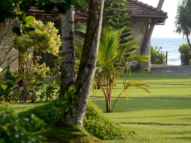 Weligama Bay Resort  112534