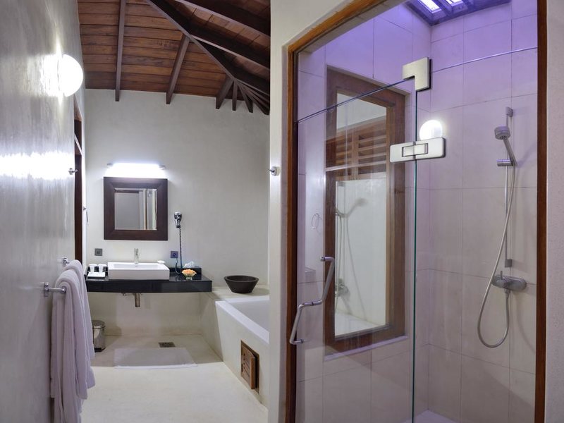 Weligama Bay Resort  112538