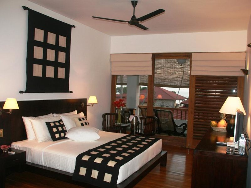 Weligama Bay Resort  112540