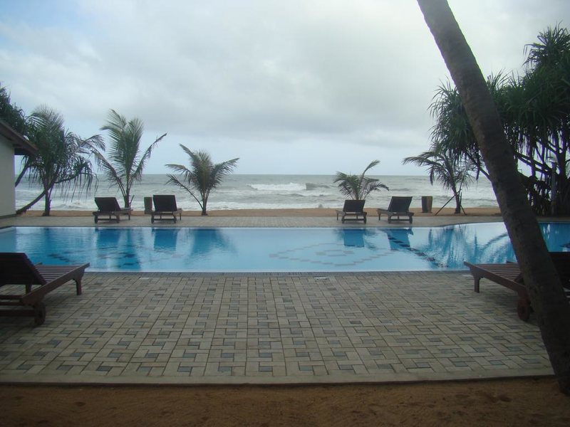 Whispering Palms Hotel  110882