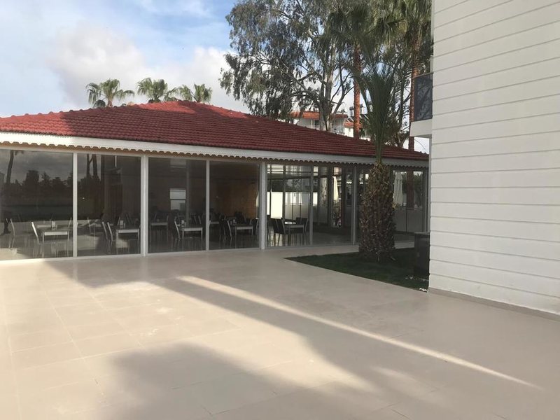 White Angel Hotel  296660