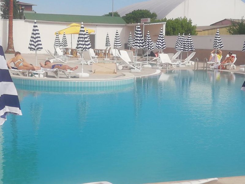 White Angel Hotel  296663