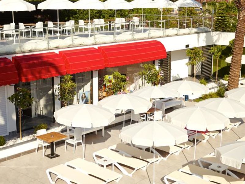 White City Beach Hotel 105694