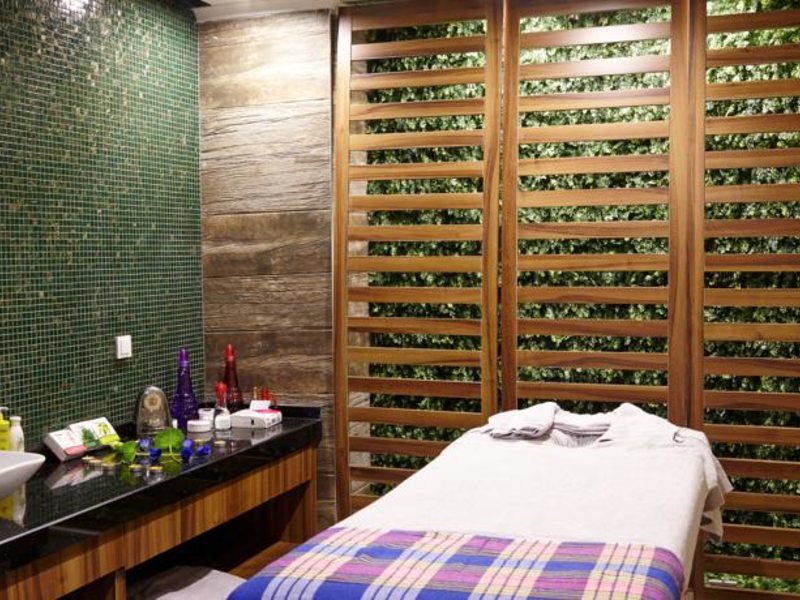 White City Beach Hotel 105701