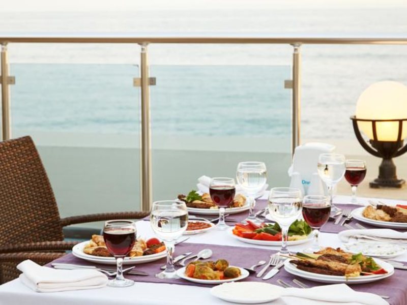 White City Beach Hotel 105715