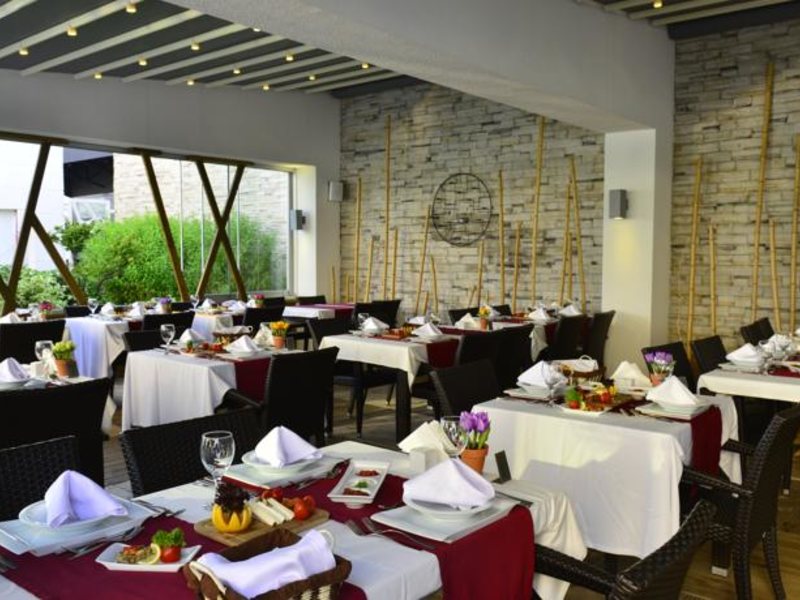 White City Resort & Spa 59271