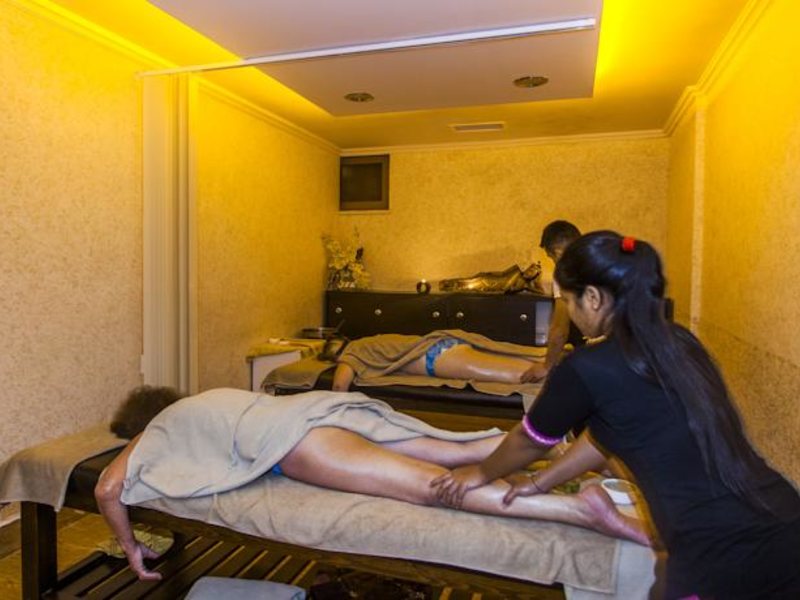 White Gold Hotel  161642