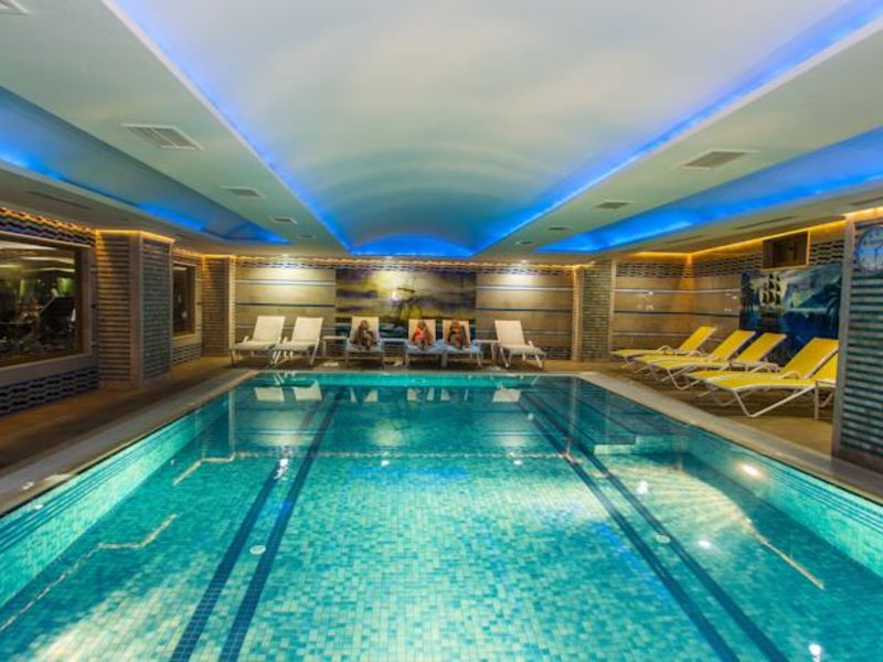 White Gold Hotel  161646