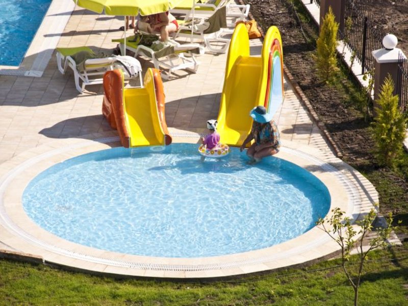 White Lilyum Hotel  43822