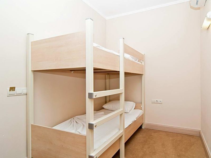 White Lilyum Hotel  43839