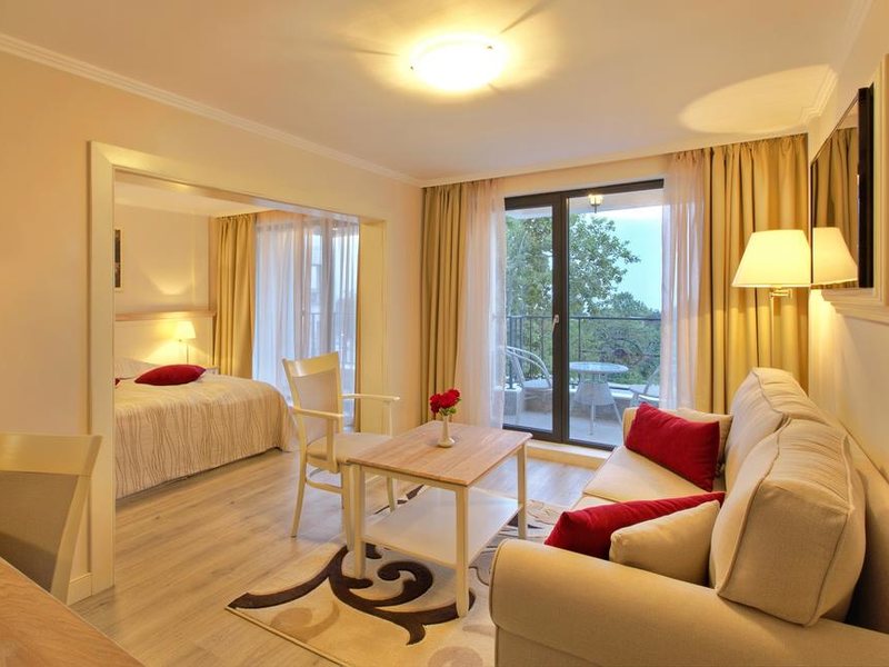 White Rock Castle  174190