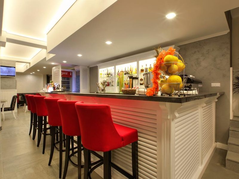 White Rock Castle  174204