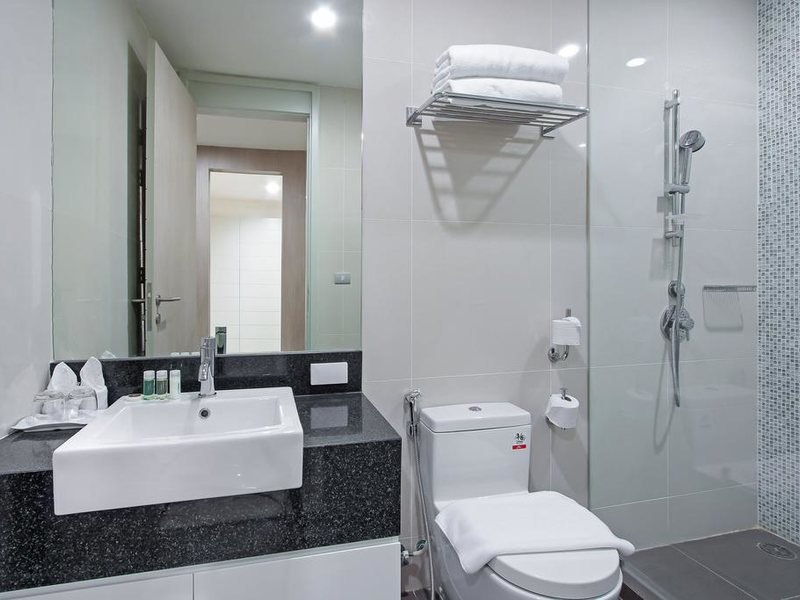 White Sand Beach Residences Pattaya 269034