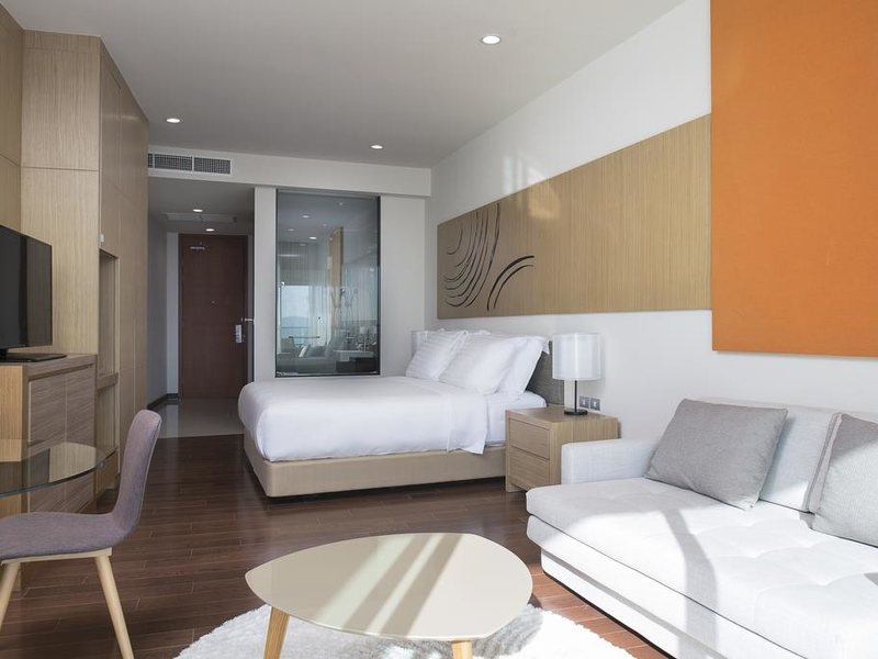 White Sand Beach Residences Pattaya 269041