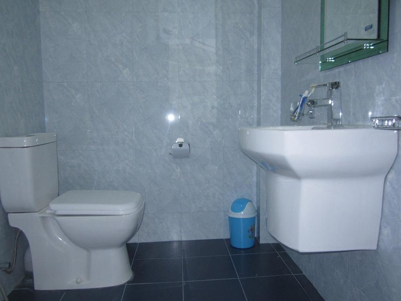 White Surfing Beach Resort 194908