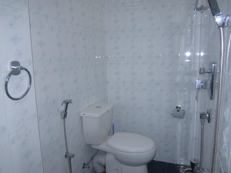 White Surfing Beach Resort 194911