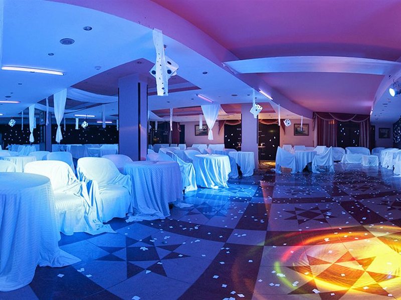 White Valley Palace (ex 124142