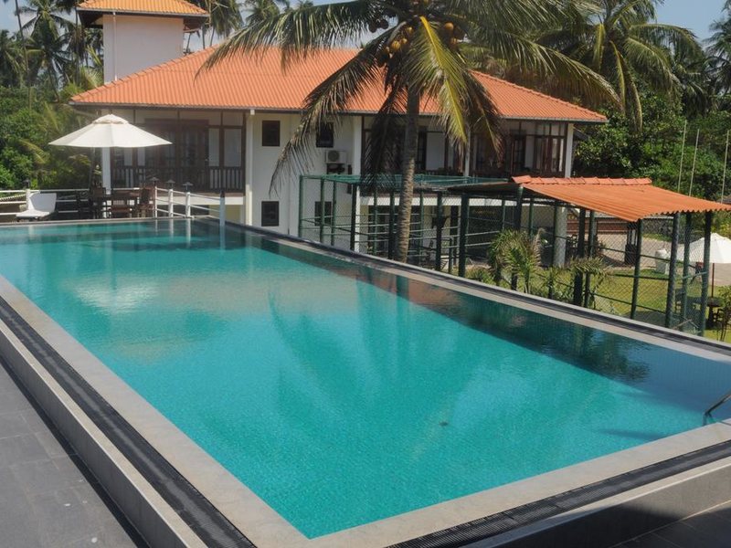 White Villa Resort 108953