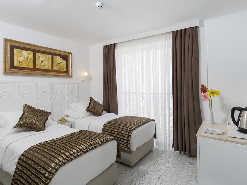 Wise Boutique Hotel & Spa  303300