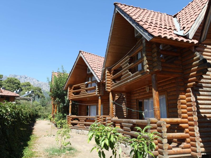 Woodline Hotel  282490