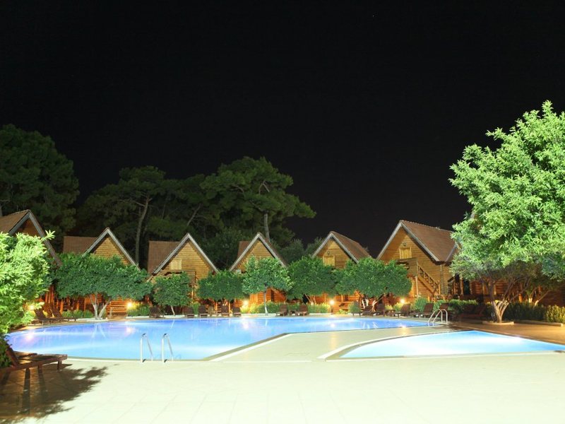 Woodline Hotel  282498