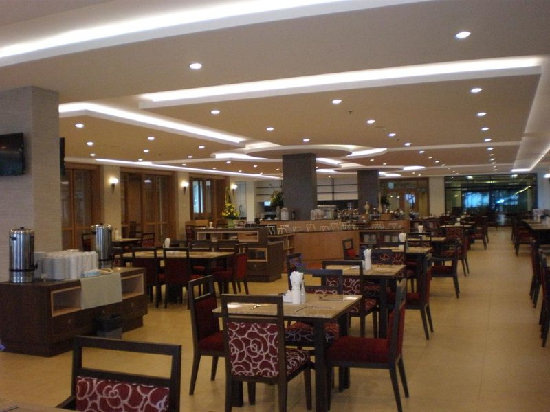 Woraburi Heritage 230302