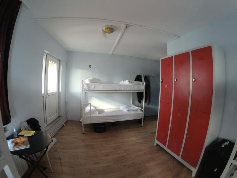 World House Hostel 281201