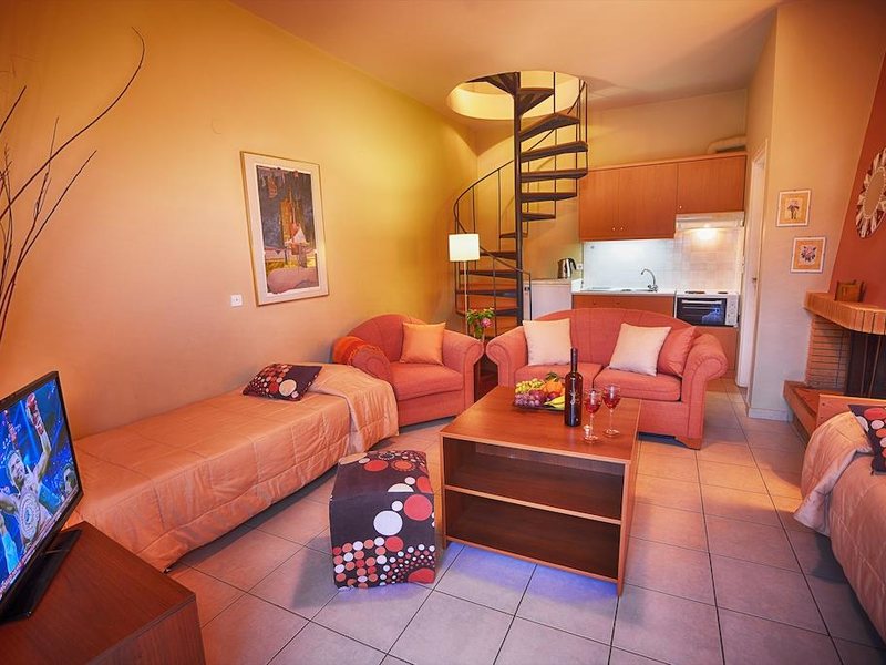 Xenios Theoxenia Hotel  (ех 285512