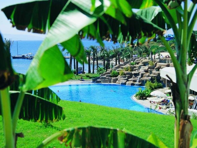 Yasmin Bodrum Resort 42800