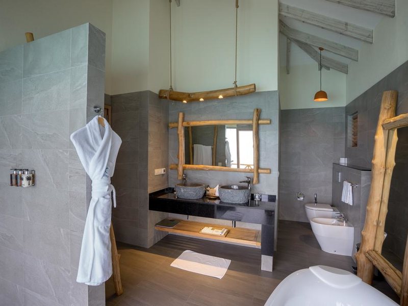 You & Me Maldives 324430