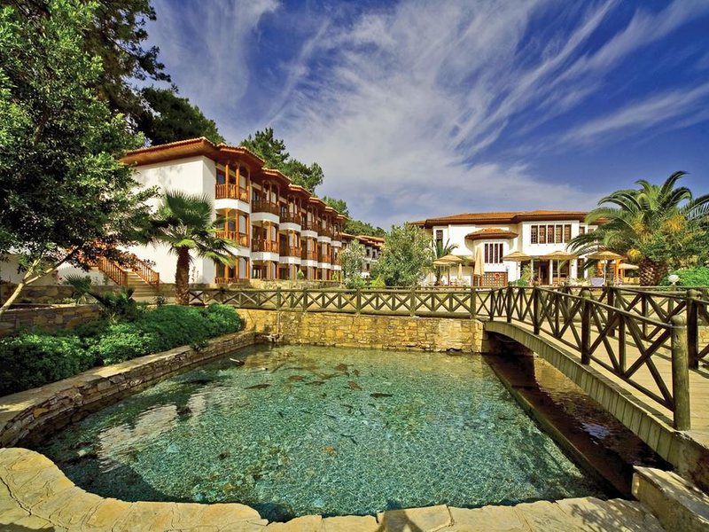 Yucelen Hotel 191023