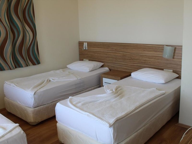 Yucesan Suite Hotel  303042