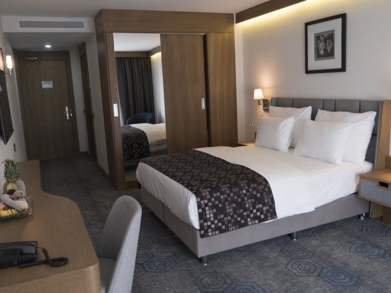 Yuksel Istanbul Yenikapi  303070