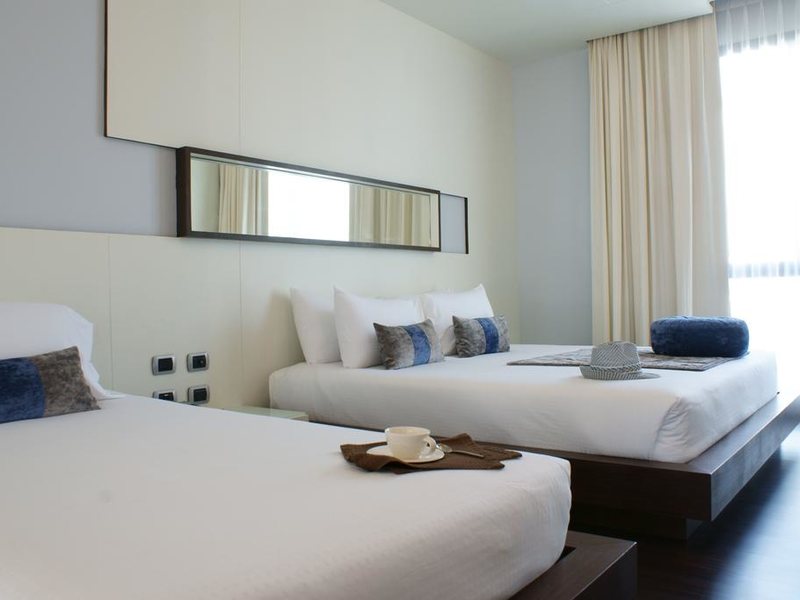 Z Through By The Zign 224576