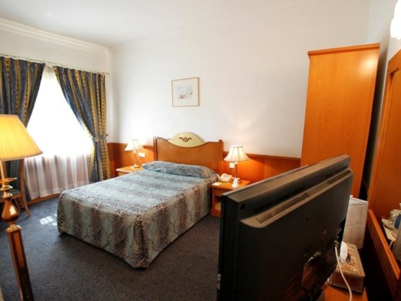 Zain International 50005