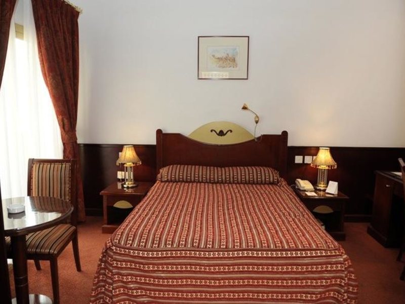 Zain International 50008