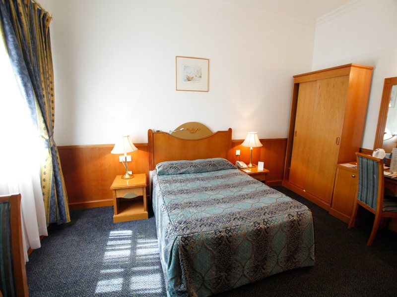 Zain International 50014