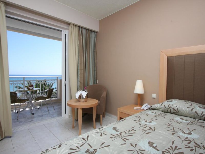Zakantha Beach Hotel 306744