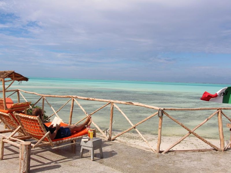 Zanzest Beach Bungalows 203247