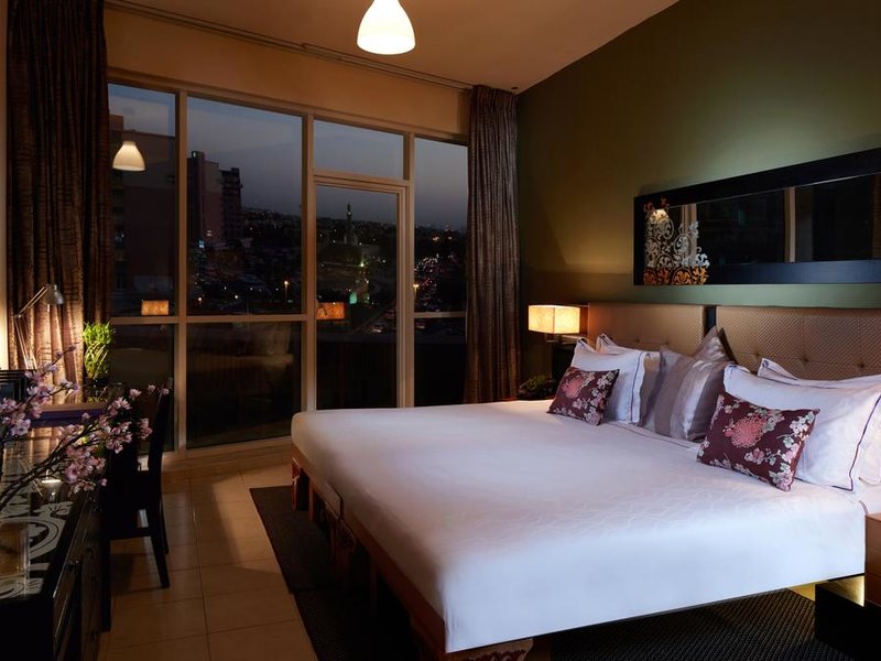 ZiQoo Hotel Apartments Dubai  297061