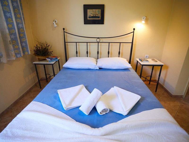 Zorbas Apartments 306792