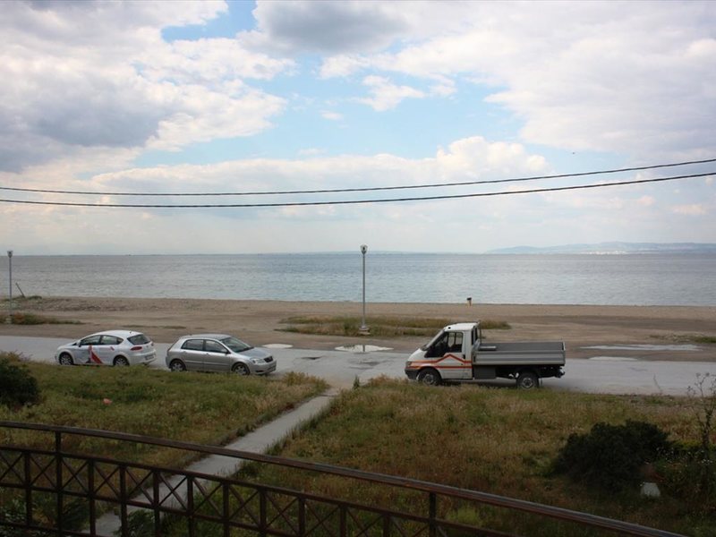  3 Bedroom Maisonette in Agia Triada RE0177 266042